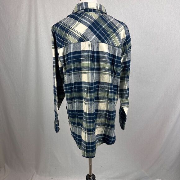 Gap women's long sleeve blue plaid relaxed fit button up shirt L - Picture 7 of 8